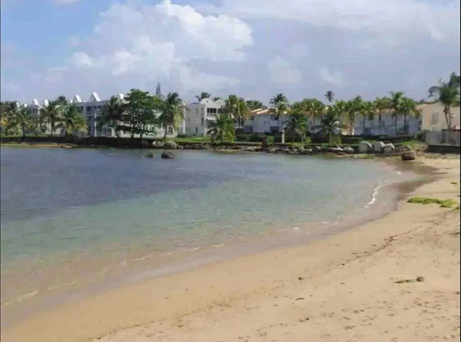 Lovely Dorado Beach Villa With King Size Bed